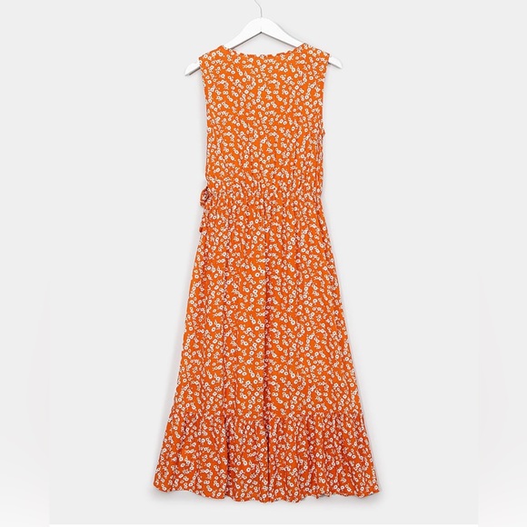 Lush | Gabby Floral Midi Dress | Medium - Picture 2 of 7